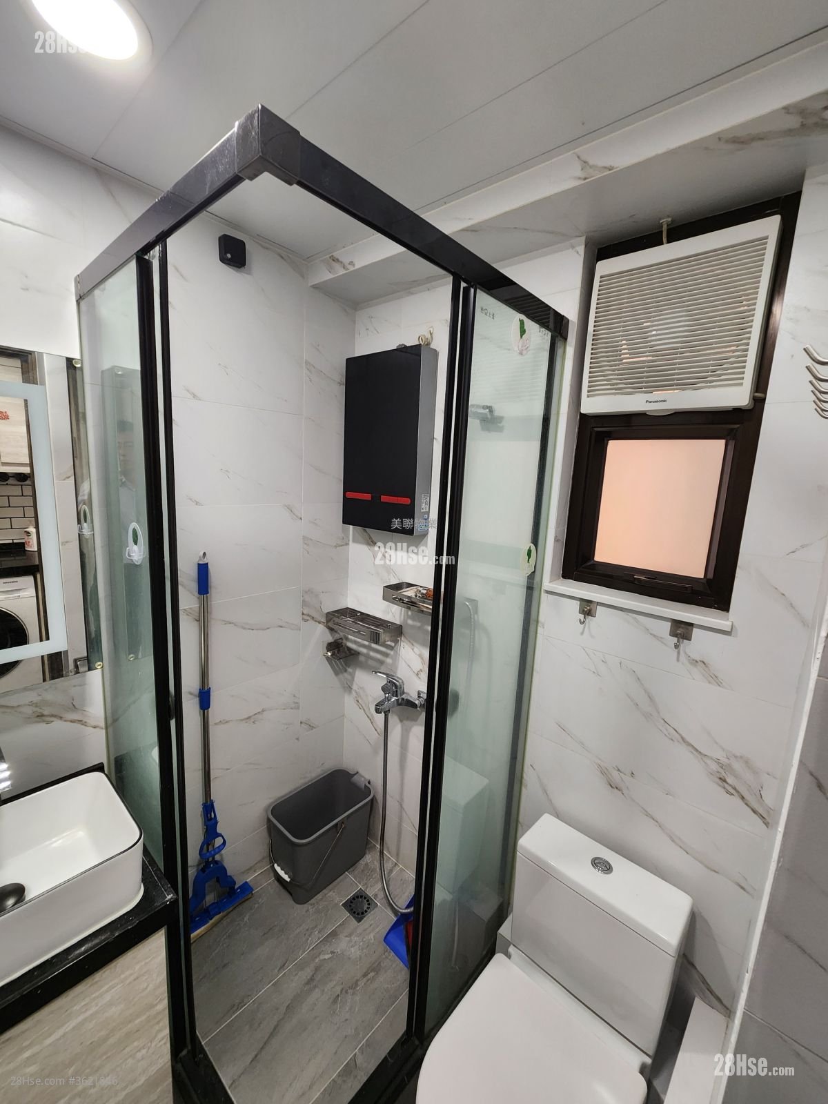 Wai Wah Centre Rental 2 Bedrooms , 1 Bathroom 297 ft² Wai Wah Centre Rental 2 Bedrooms , 1 Bathroom 297 ft²