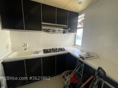 City Garden Rental 3 Bedrooms , 2 Bathrooms 867 ft² City Garden Rental 3 Bedrooms , 2 Bathrooms 867 ft²