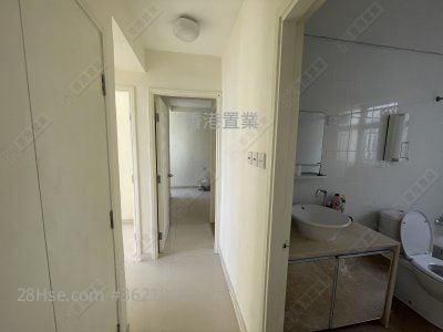 City Garden Rental 3 Bedrooms , 2 Bathrooms 867 ft² City Garden Rental 3 Bedrooms , 2 Bathrooms 867 ft²