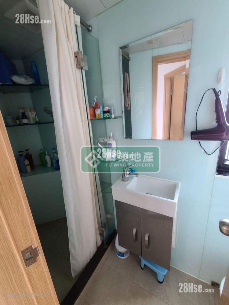 Mainway Court Sell 3 Bedrooms , 2 Bathrooms 737 ft² Mainway Court Sell 3 Bedrooms , 2 Bathrooms 737 ft²