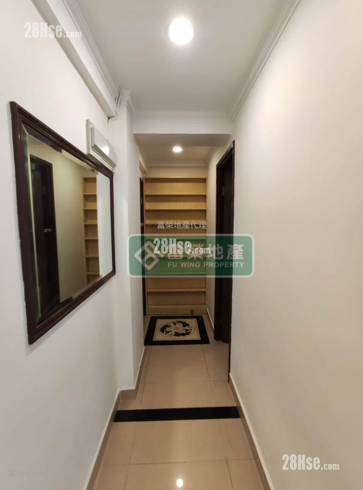 Chak Fung House Rental 3 Bedrooms , 1 Bathroom 558 ft² Chak Fung House Rental 3 Bedrooms , 1 Bathroom 558 ft²