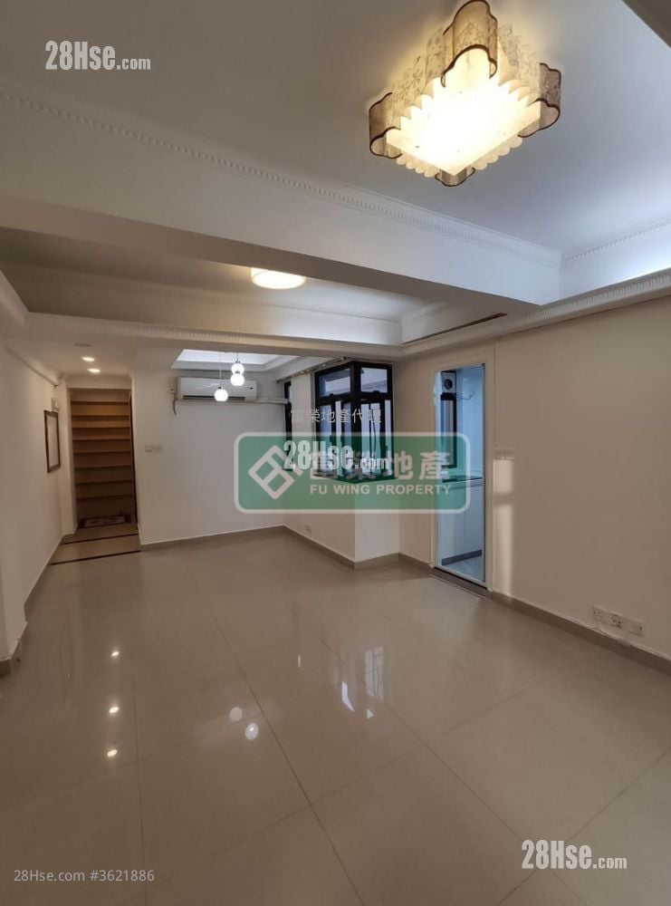 Chak Fung House Rental 3 Bedrooms , 1 Bathroom 558 ft² Chak Fung House Rental 3 Bedrooms , 1 Bathroom 558 ft²