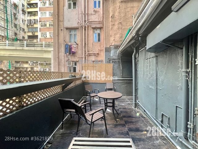 Apartment Rental 4 Bedrooms , 2 Toilets Apartment Rental 4 Bedrooms , 2 Toilets