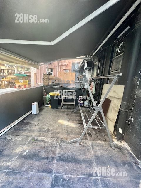 Apartment Rental 4 Bedrooms , 2 Toilets Apartment Rental 4 Bedrooms , 2 Toilets