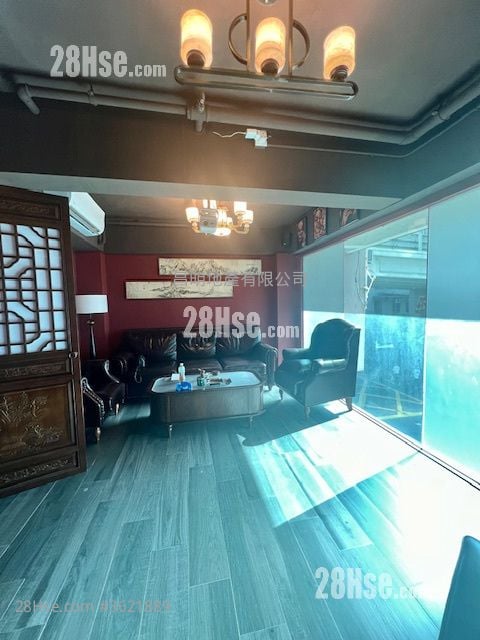 Apartment Rental 4 Bedrooms , 2 Toilets Apartment Rental 4 Bedrooms , 2 Toilets