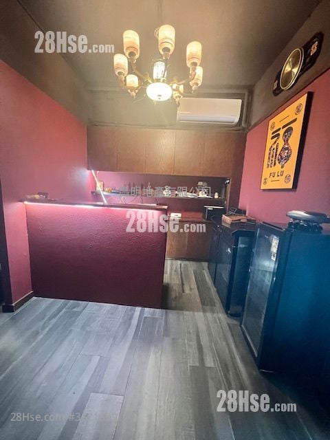 Apartment Rental 4 Bedrooms , 2 Toilets Apartment Rental 4 Bedrooms , 2 Toilets