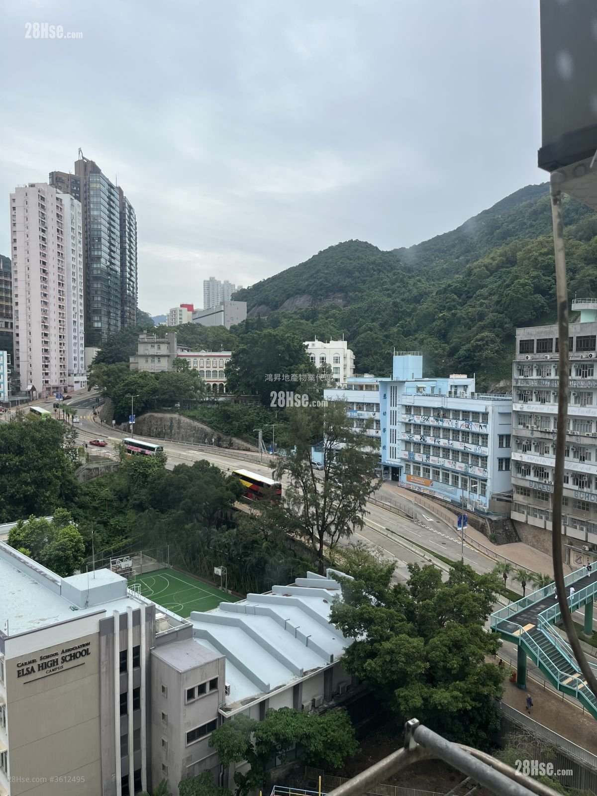 Shaukiwan Centre Rental 2 Bedrooms , 1 Bathroom 306 ft²