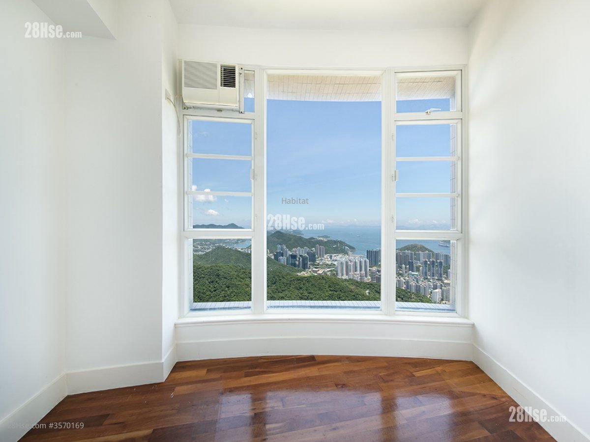 La Hacienda 售盘 3 房 , 2 浴室 2,549 平方尺 La Hacienda 售盘 3 房 , 2 浴室 2,549 平方尺