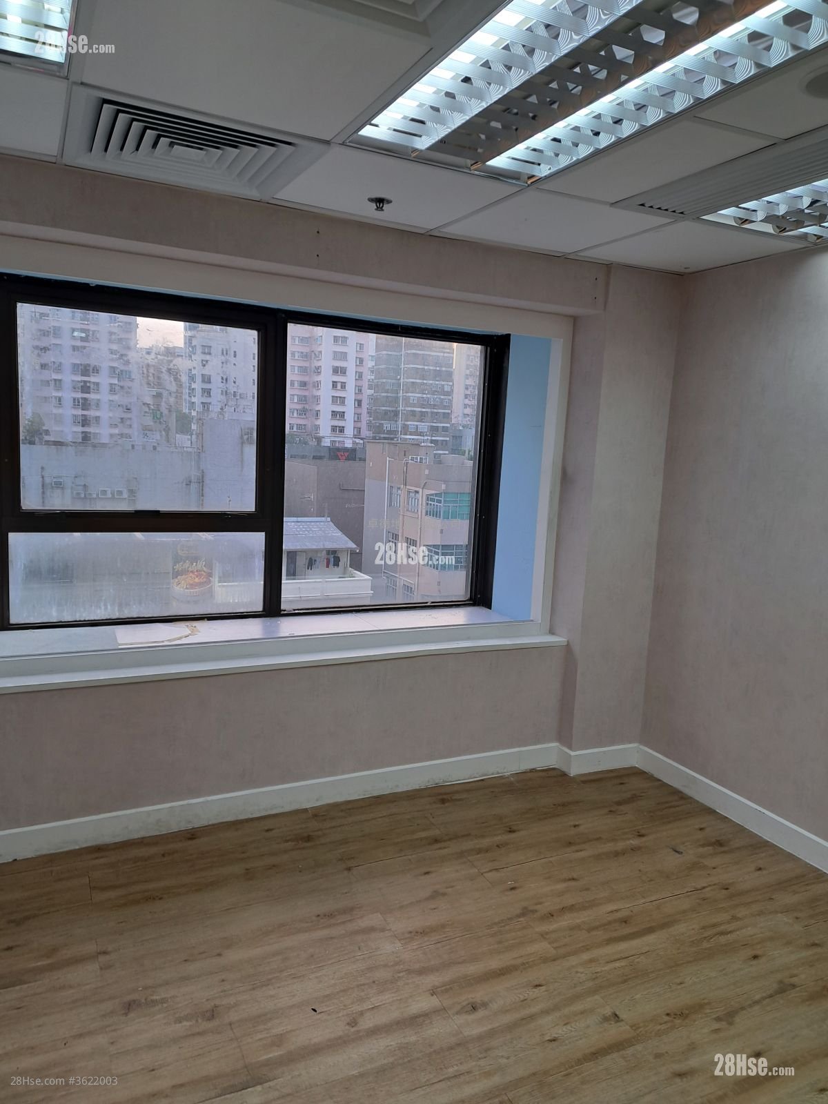 Yuen Long Trade Centre Rental 3 Bedrooms 349 ft² Yuen Long Trade Centre Rental 3 Bedrooms 349 ft²