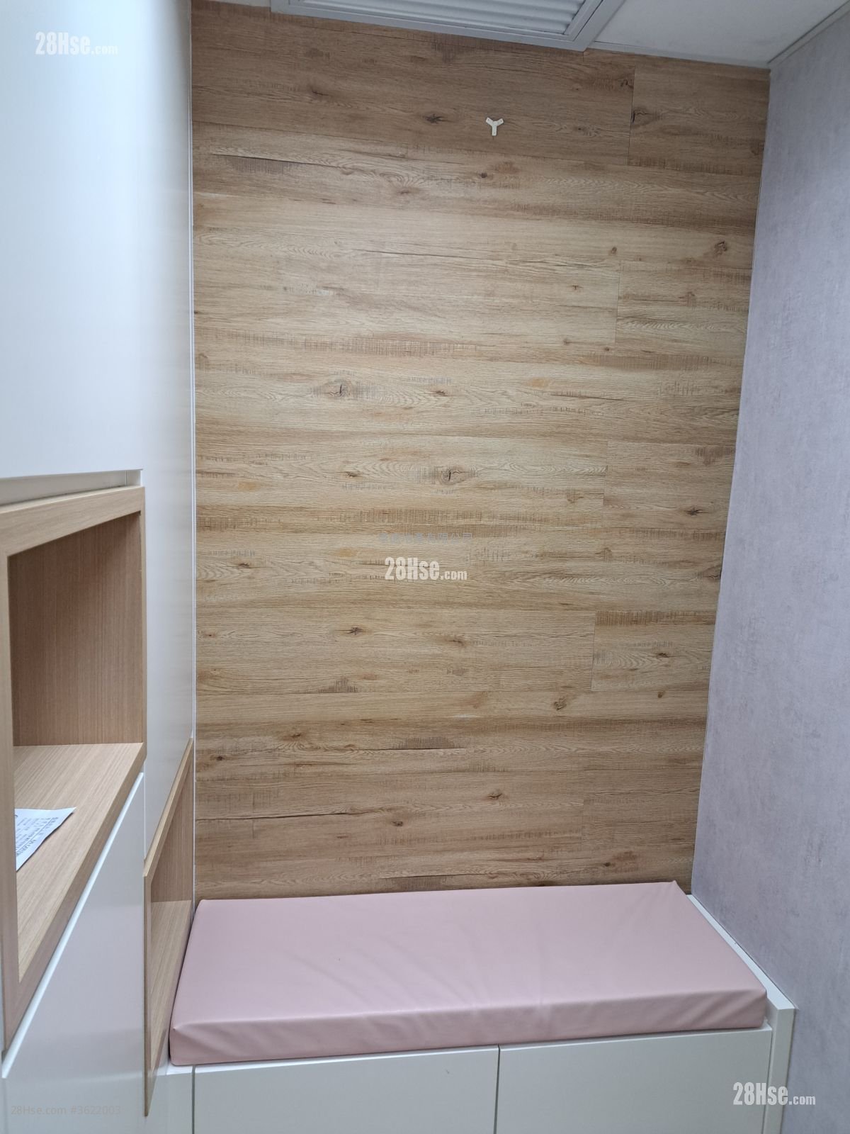 Yuen Long Trade Centre Rental 3 Bedrooms 349 ft² Yuen Long Trade Centre Rental 3 Bedrooms 349 ft²