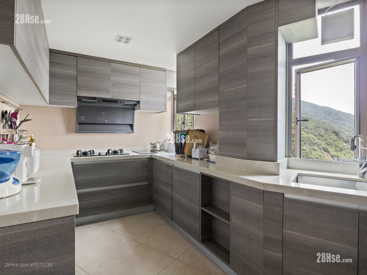 诗礼花园 售盘 5+ 房 , 4 浴室 3,925 平方尺 诗礼花园 售盘 5+ 房 , 4 浴室 3,925 平方尺