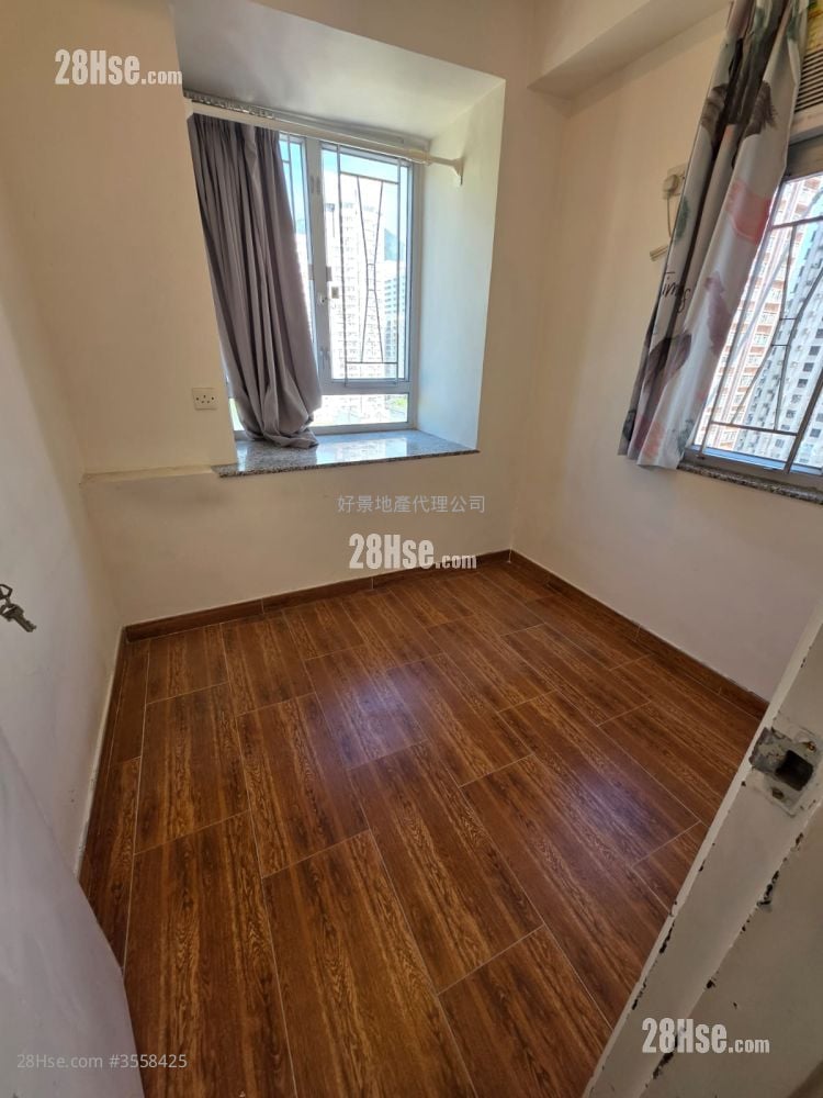 Hong Fai Building Rental 2 Bedrooms , 1 Bathroom 253 ft² Hong Fai Building Rental 2 Bedrooms , 1 Bathroom 253 ft²