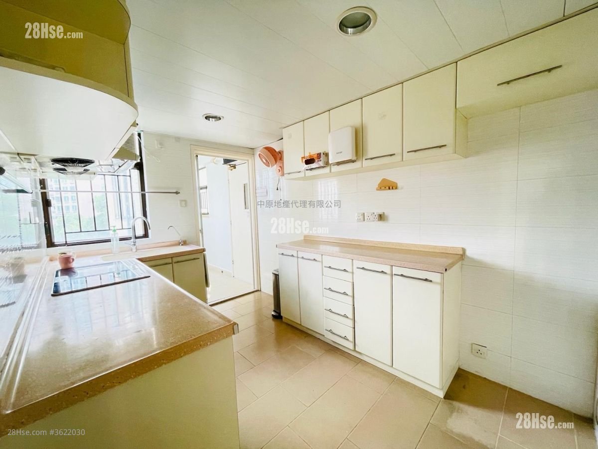 名人花園 售盤 3 房 828 平方呎 名人花園 售盤 3 房 828 平方呎