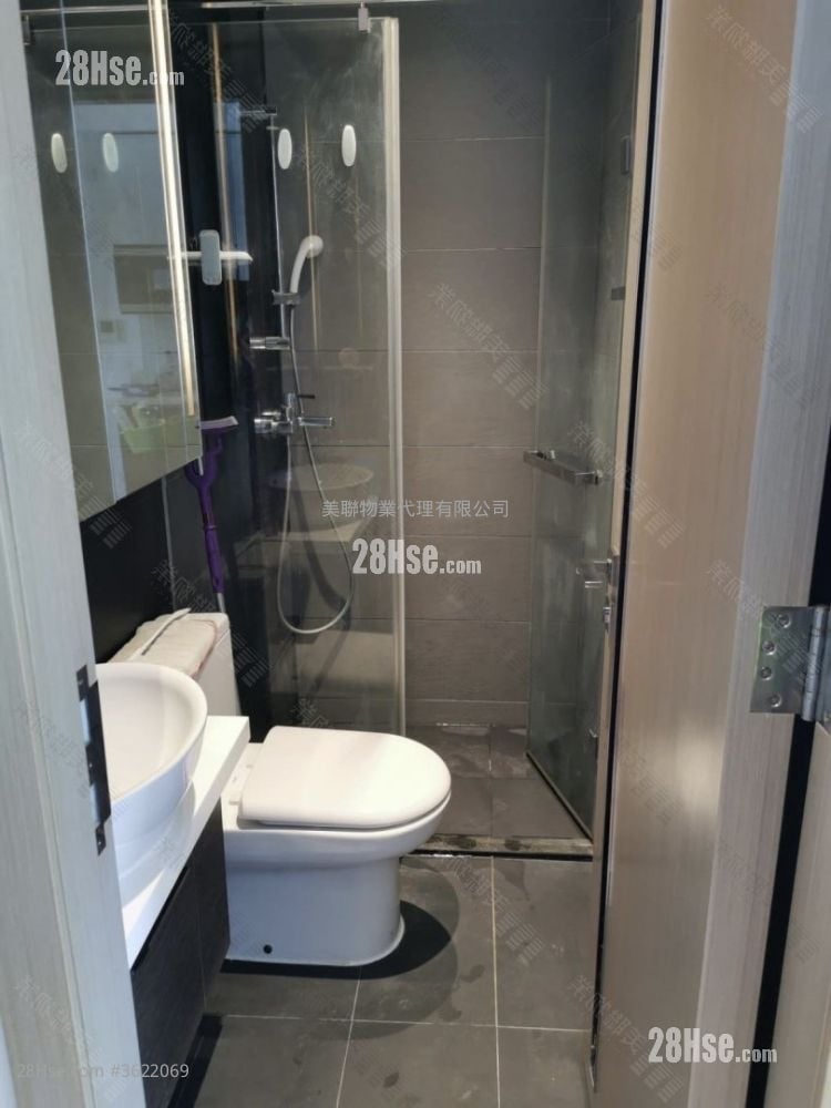 Giovane Sell 1 Bedroom 224 ft² Giovane Sell 1 Bedroom 224 ft²