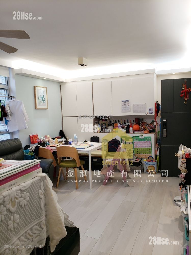 采颐花园 售盘 3 房 , 2 浴室 587 平方尺 采颐花园 售盘 3 房 , 2 浴室 587 平方尺