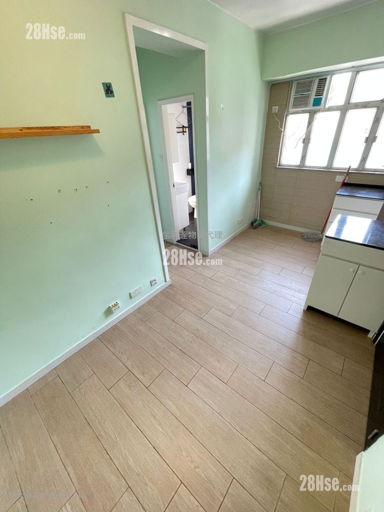 Fung Yue Mansion Rental 2 Bedrooms , 1 Bathroom 338 ft²