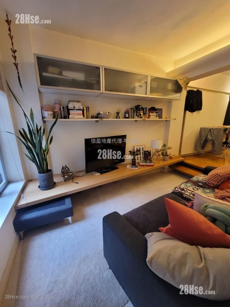 Kam Ping Mansion Sell 1 Bedroom , 1 Bathroom 529 ft²