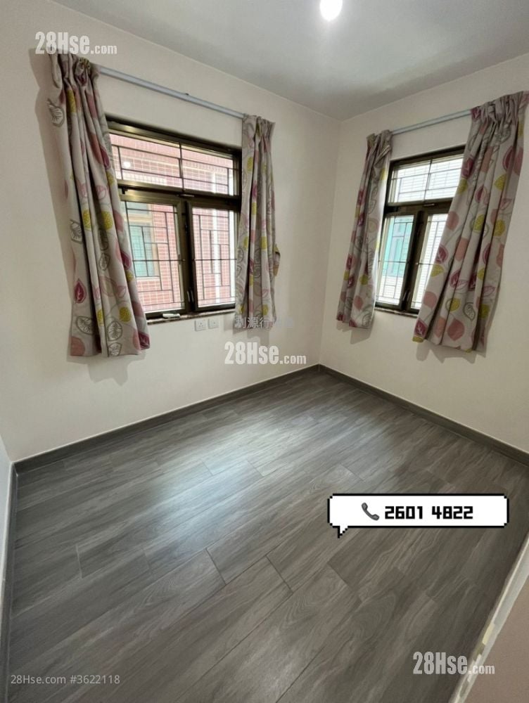 Village Rental 3 Bedrooms , 1 Bathroom 700 ft² Village Rental 3 Bedrooms , 1 Bathroom 700 ft²