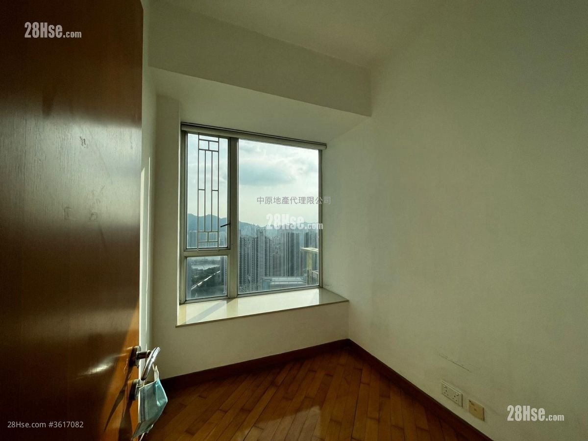 Indihome Sell 3 Bedrooms , 2 Bathrooms 538 ft² Indihome Sell 3 Bedrooms , 2 Bathrooms 538 ft²