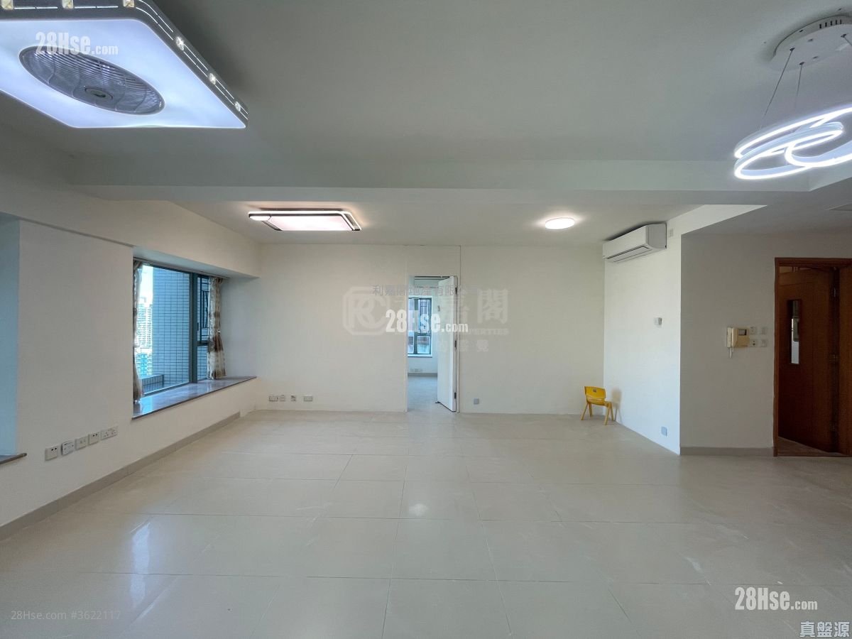 維景灣畔 售盤 4 房 , 2 浴室 1,028 平方呎 維景灣畔 售盤 4 房 , 2 浴室 1,028 平方呎