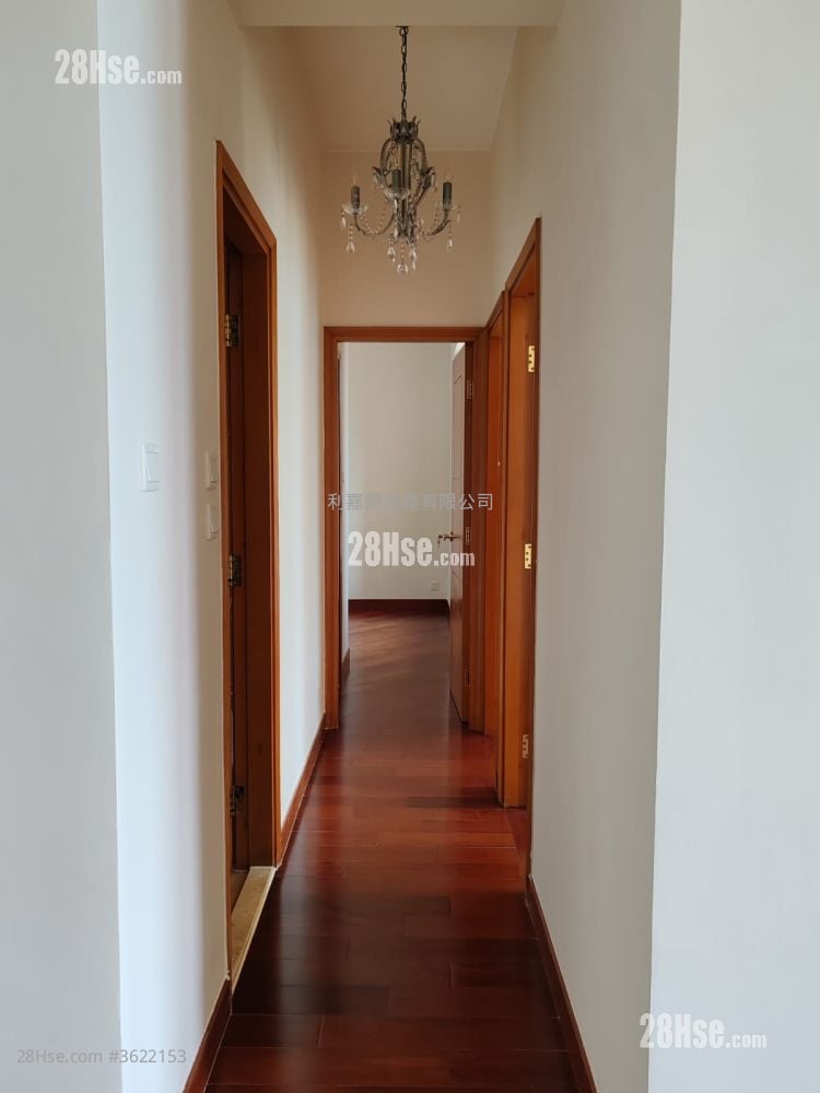 凯旋门 租盘 3 房 , 3 浴室 841 平方尺 凯旋门 租盘 3 房 , 3 浴室 841 平方尺