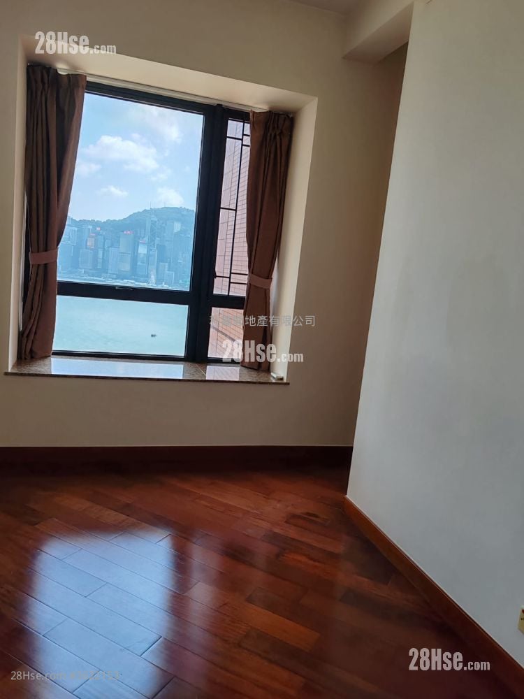 凯旋门 租盘 3 房 , 3 浴室 841 平方尺 凯旋门 租盘 3 房 , 3 浴室 841 平方尺