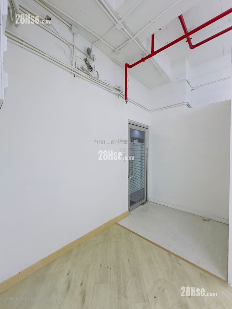 陆佰中心 租盘 1 房 , 1 厕所 陆佰中心 租盘 1 房 , 1 厕所