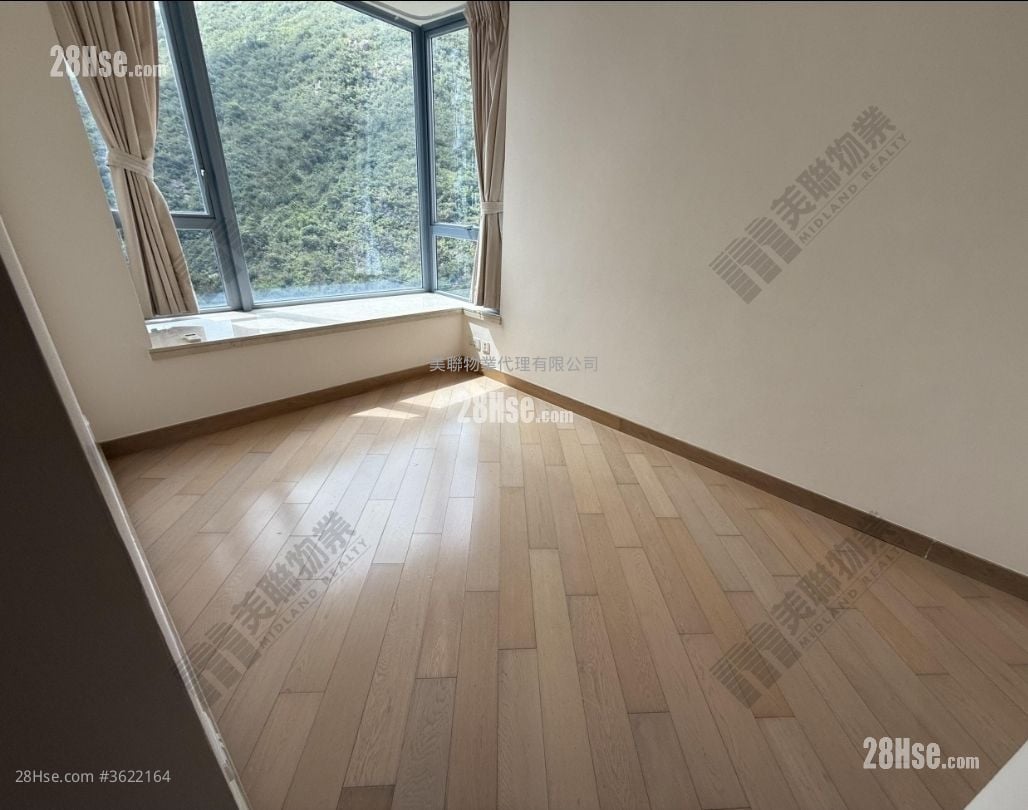 南灣 租盤 3 房 , 2 浴室 784 平方呎 南灣 租盤 3 房 , 2 浴室 784 平方呎