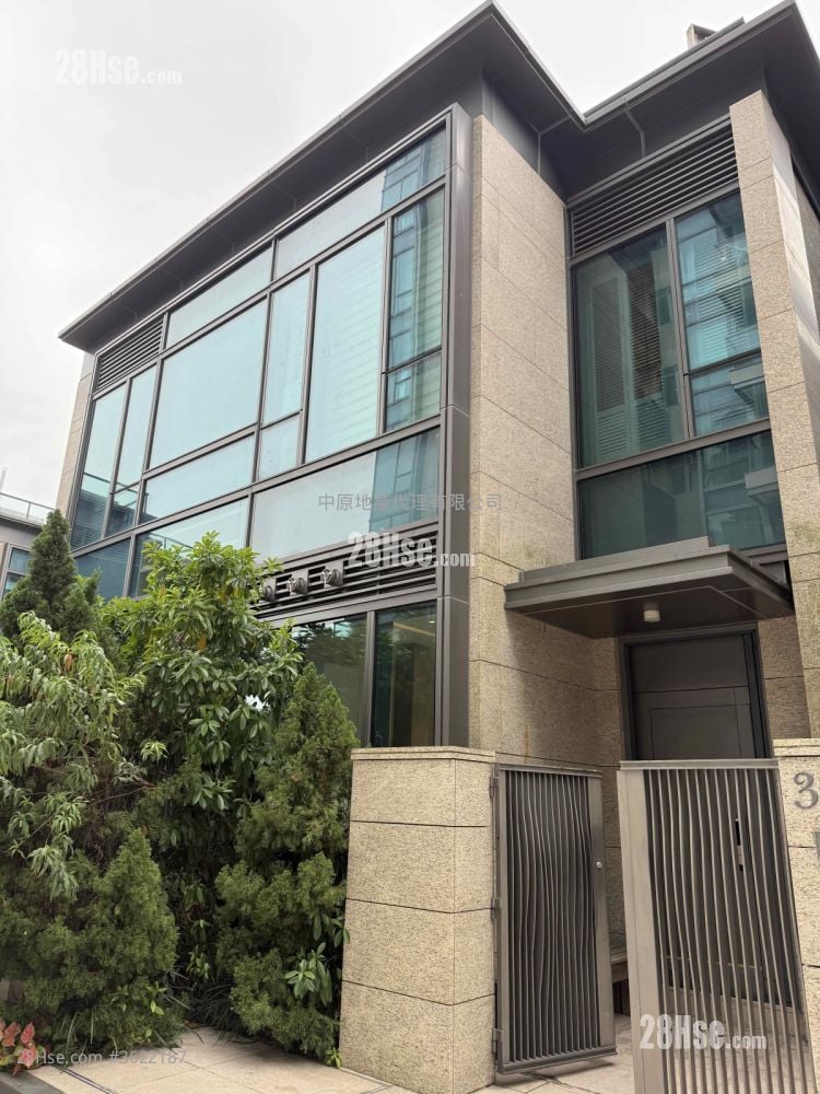 Capri Sell 4 Bedrooms , 3 Bathrooms 1,987 ft² Capri Sell 4 Bedrooms , 3 Bathrooms 1,987 ft²