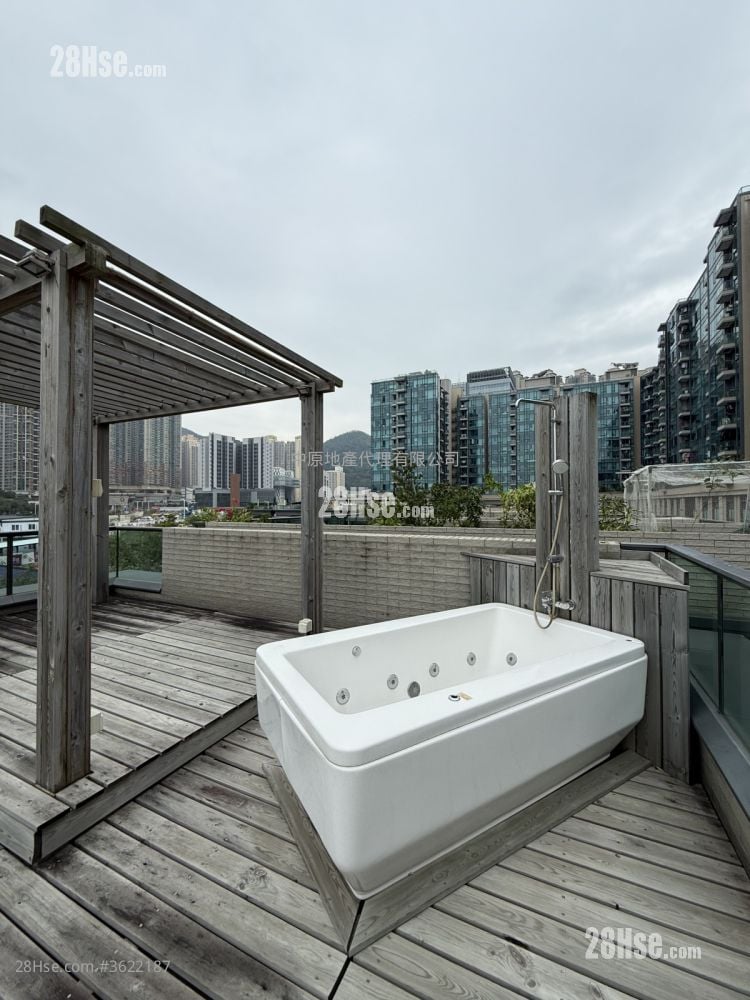 Capri Sell 4 Bedrooms , 3 Bathrooms 1,987 ft² Capri Sell 4 Bedrooms , 3 Bathrooms 1,987 ft²