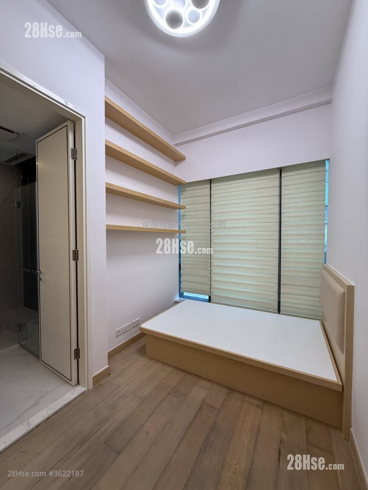 Capri Sell 4 Bedrooms , 3 Bathrooms 1,987 ft² Capri Sell 4 Bedrooms , 3 Bathrooms 1,987 ft²