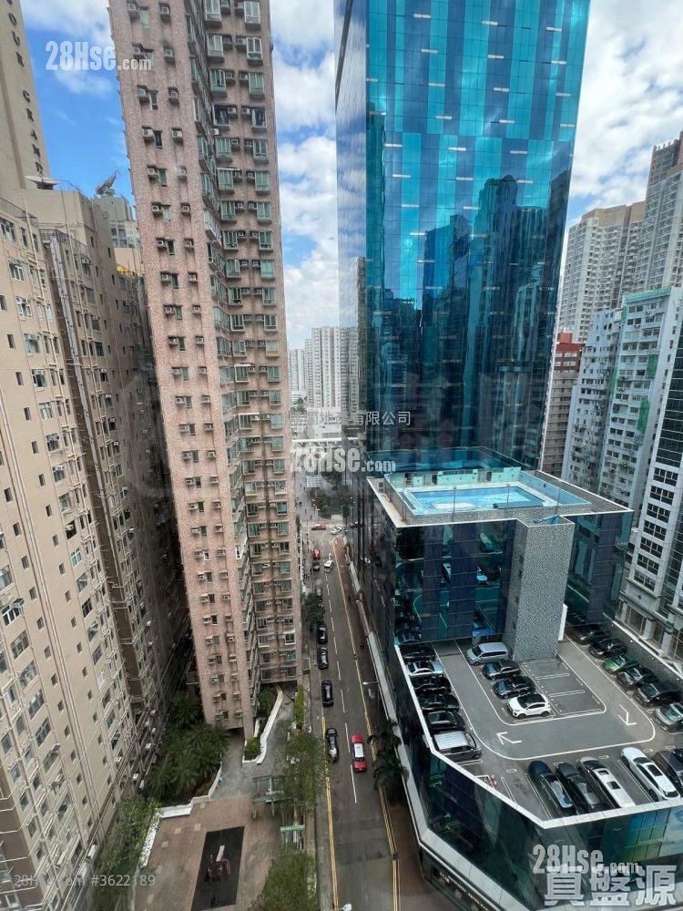 Harbour Heights Sell 3 Bedrooms , 2 Bathrooms 797 ft²