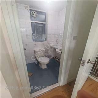 富荣花园 租盘 3 房 , 2 浴室 592 平方尺 富荣花园 租盘 3 房 , 2 浴室 592 平方尺