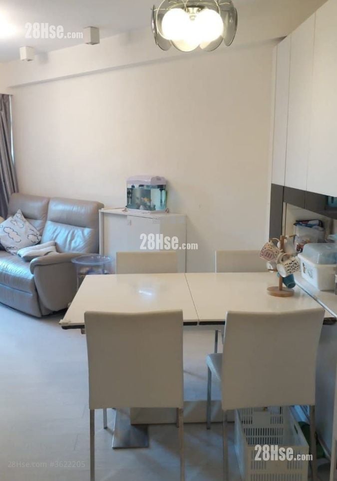 Man Lai Court Sell 3 Bedrooms , 2 Bathrooms 622 ft²