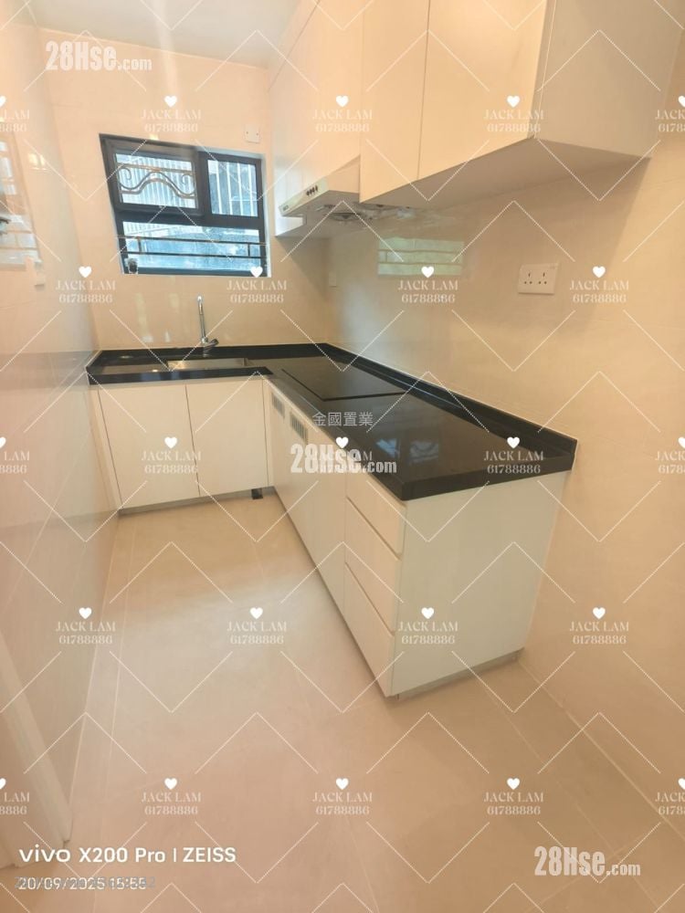 花心坑村 租盘 3 房 , 2 浴室 700 平方尺 花心坑村 租盘 3 房 , 2 浴室 700 平方尺