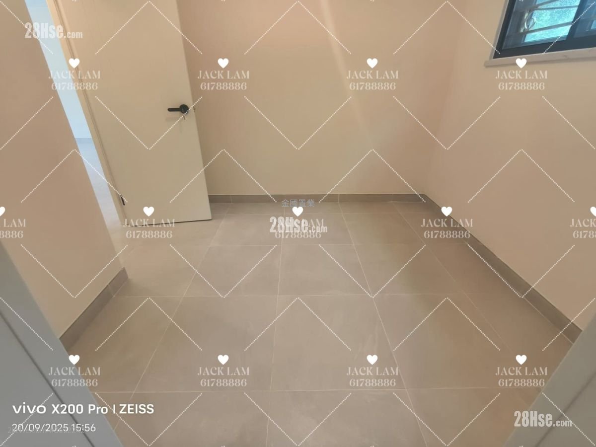 花心坑村 租盘 3 房 , 2 浴室 700 平方尺 花心坑村 租盘 3 房 , 2 浴室 700 平方尺