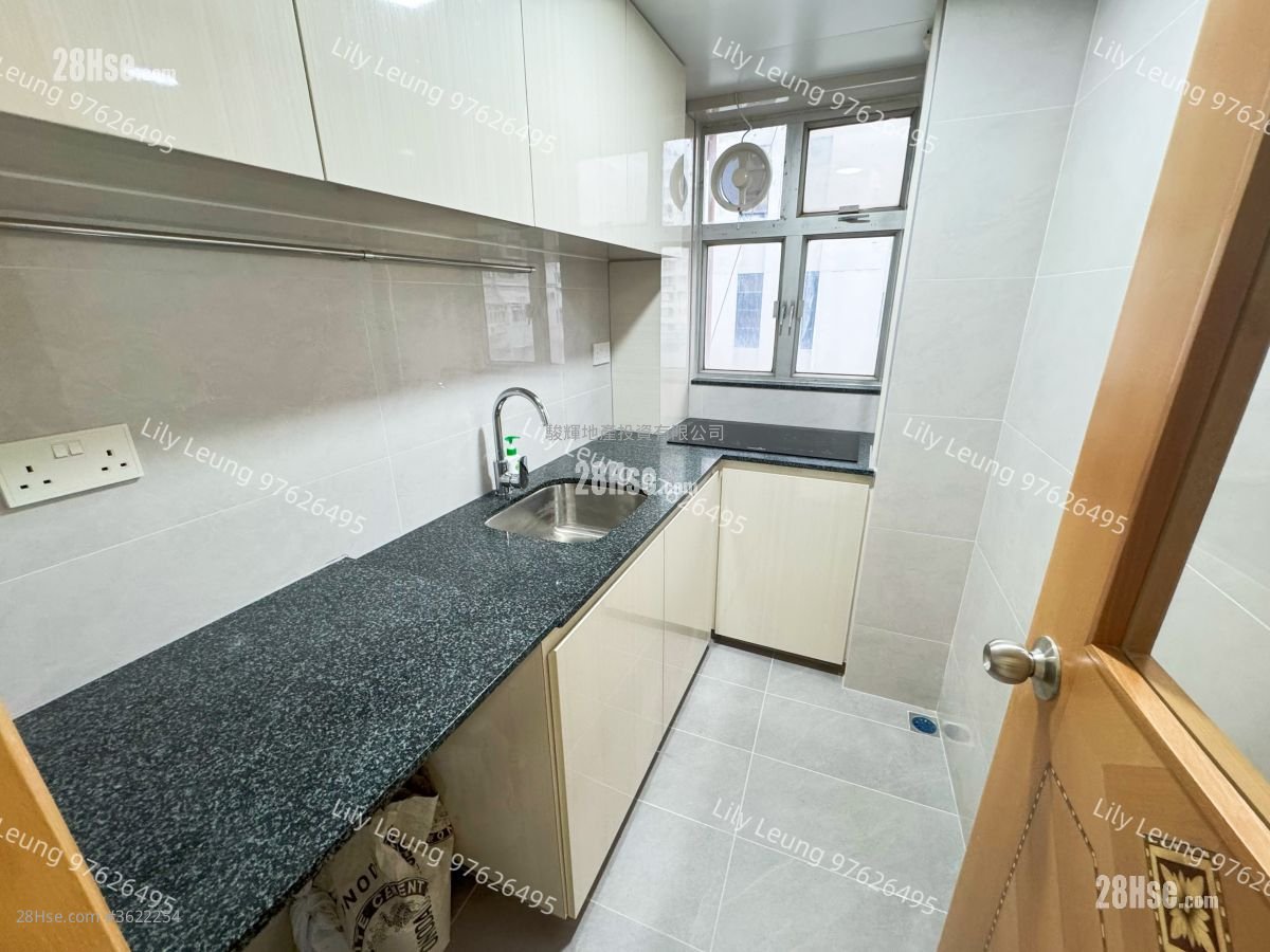 利兴大楼 租盘 3 房 , 1 浴室 600 平方尺 利兴大楼 租盘 3 房 , 1 浴室 600 平方尺