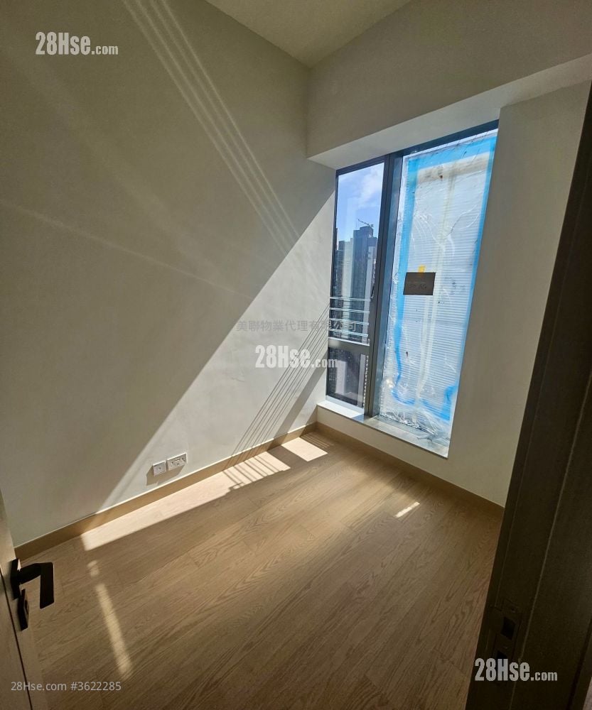 Seasons Place 售盤 2 房 , 1 浴室 437 平方呎 Seasons Place 售盤 2 房 , 1 浴室 437 平方呎