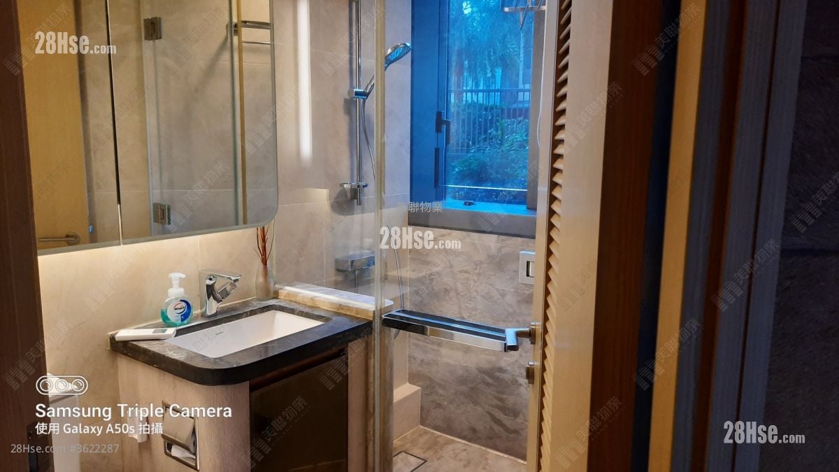 蓝塘傲 售盘 4 房 1,418 平方尺 蓝塘傲 售盘 4 房 1,418 平方尺