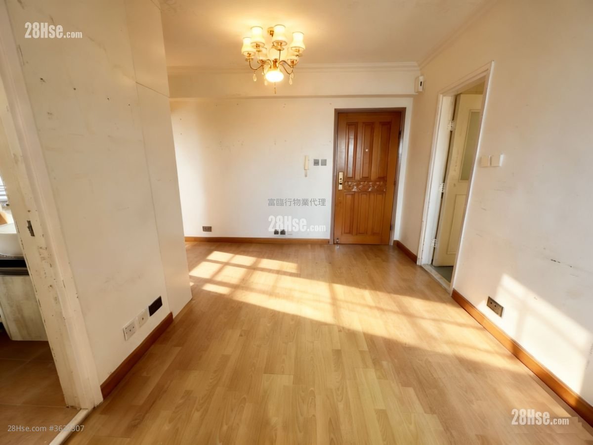 Broadview Court Sell 2 Bedrooms , 1 Bathroom 422 ft² Broadview Court Sell 2 Bedrooms , 1 Bathroom 422 ft²