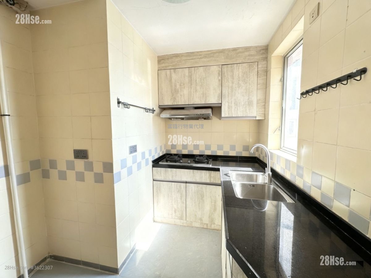 Broadview Court Sell 2 Bedrooms , 1 Bathroom 422 ft² Broadview Court Sell 2 Bedrooms , 1 Bathroom 422 ft²