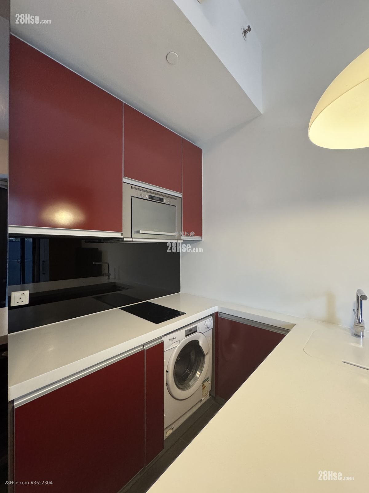 Queen's Cube Rental Studio , 1 Bathroom 270 ft² Queen's Cube Rental Studio , 1 Bathroom 270 ft²