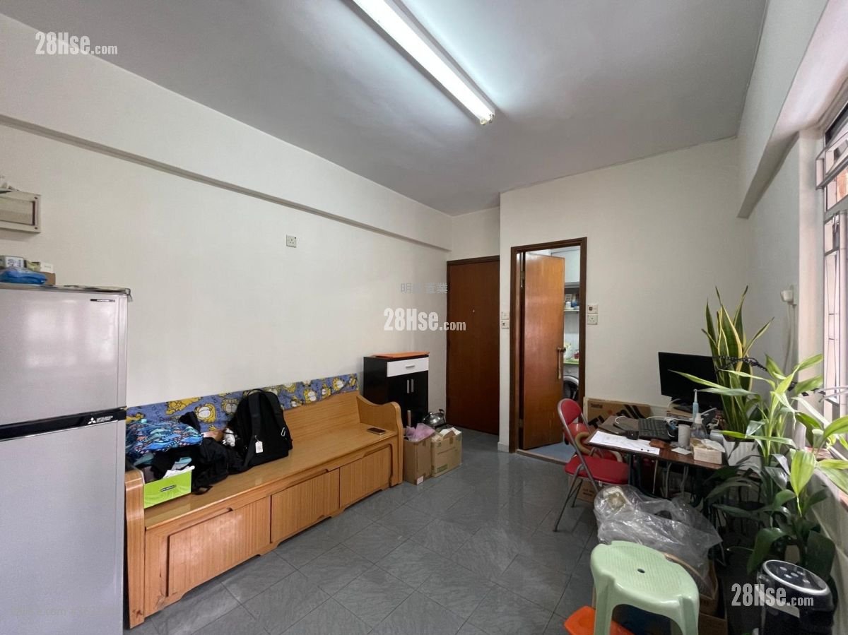 榮高樓 售盤 2 房 , 1 浴室 353 平方呎 榮高樓 售盤 2 房 , 1 浴室 353 平方呎