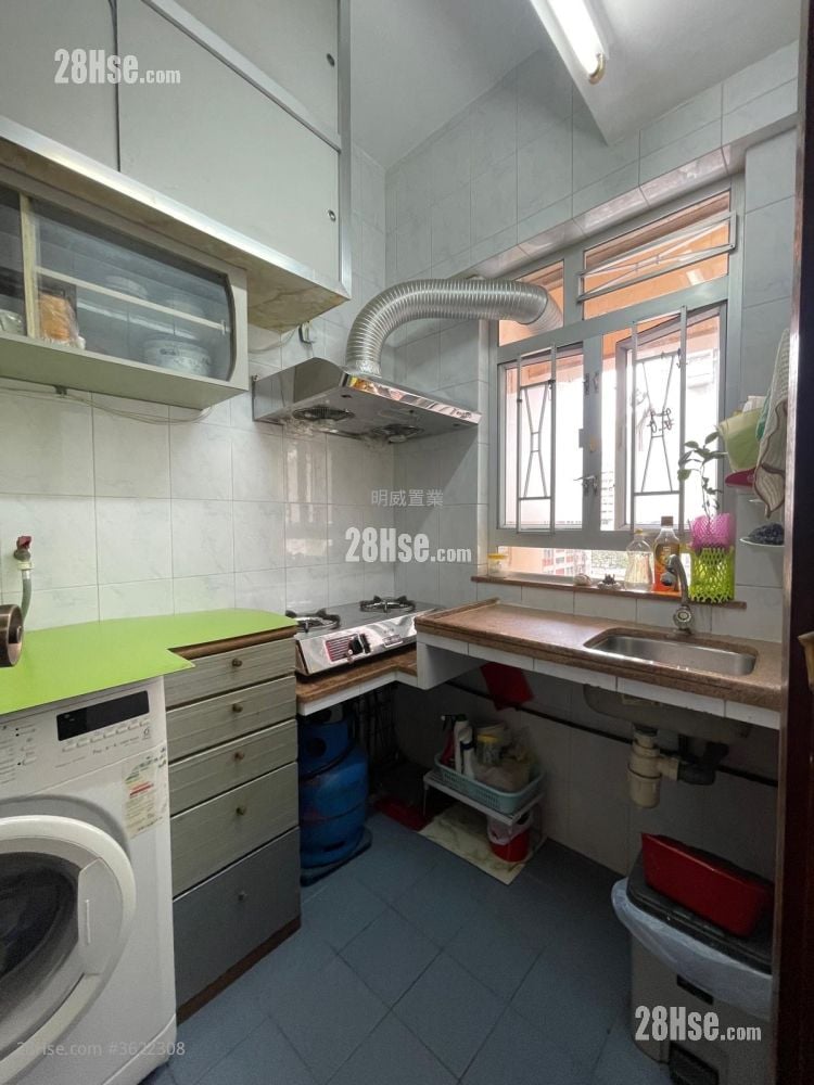 榮高樓 售盤 2 房 , 1 浴室 353 平方呎 榮高樓 售盤 2 房 , 1 浴室 353 平方呎