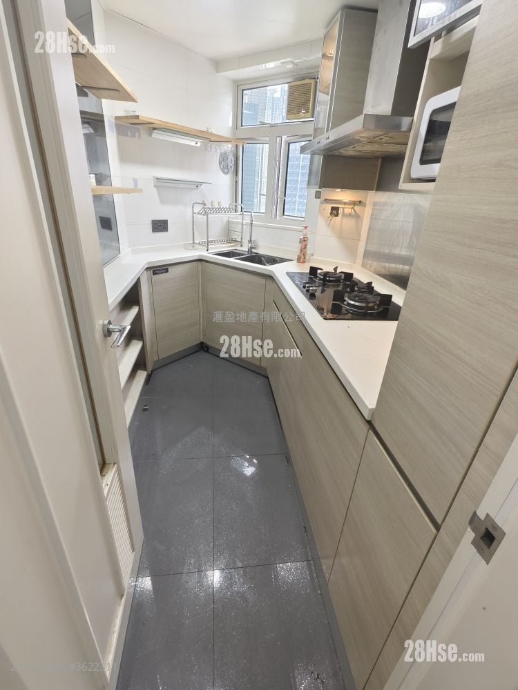 峻瀅 租盤 3 房 , 2 浴室 694 平方呎 峻瀅 租盤 3 房 , 2 浴室 694 平方呎