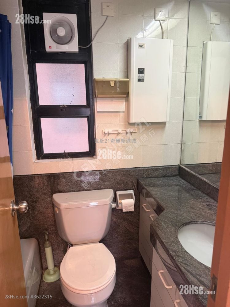 新港城 售盘 2 房 , 1 浴室 338 平方尺 新港城 售盘 2 房 , 1 浴室 338 平方尺