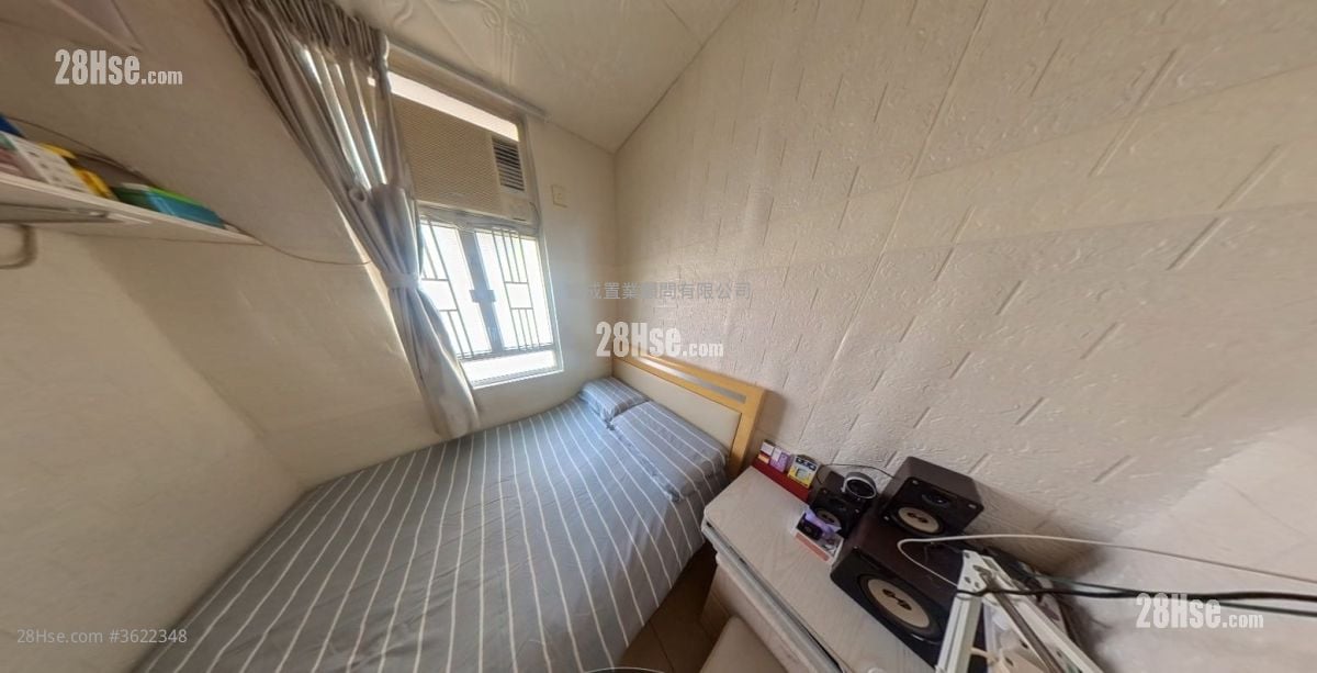 龍蟠苑 售盤 2 房 , 1 浴室 383 平方呎 龍蟠苑 售盤 2 房 , 1 浴室 383 平方呎