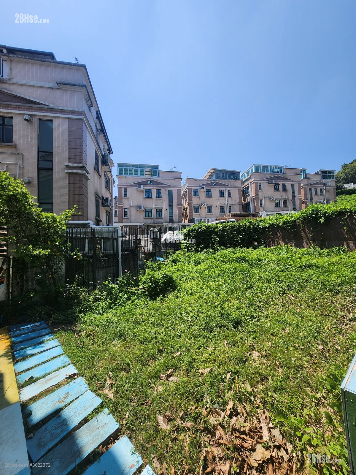 Village Sell 2 Bedrooms , 1 Bathroom Village Sell 2 Bedrooms , 1 Bathroom