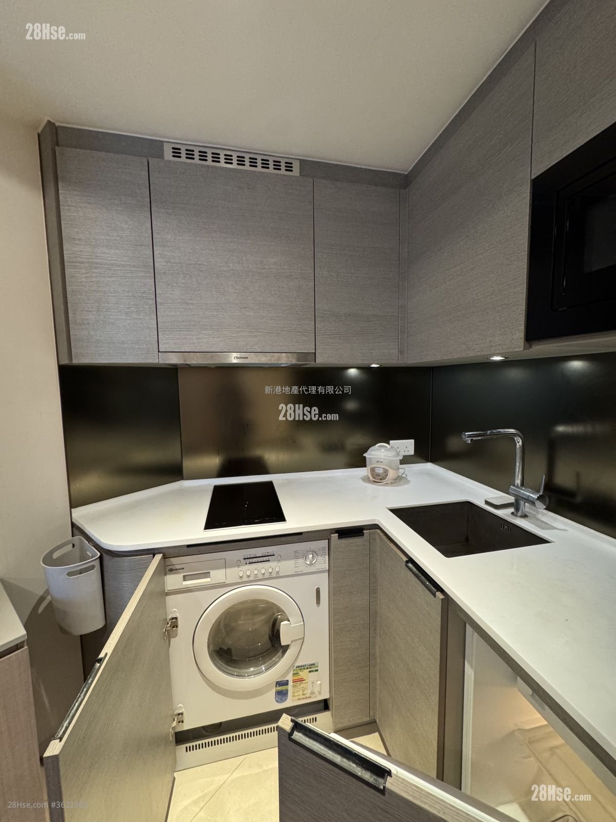 Upper East Rental 1 Bedroom , 1 Bathroom 322 ft² Upper East Rental 1 Bedroom , 1 Bathroom 322 ft²