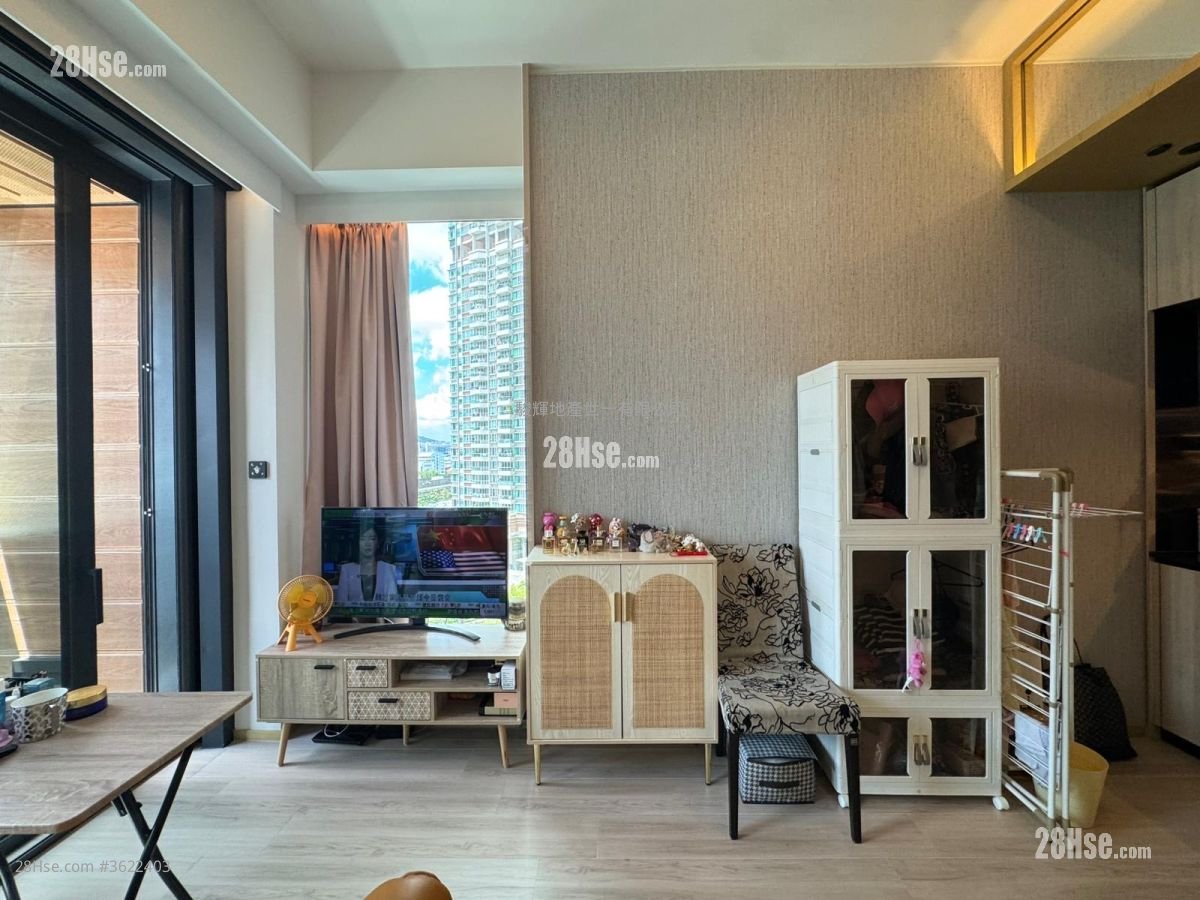 The Quinn Square Mile Rental 1 Bedroom , 1 Bathroom 328 ft² The Quinn Square Mile Rental 1 Bedroom , 1 Bathroom 328 ft²